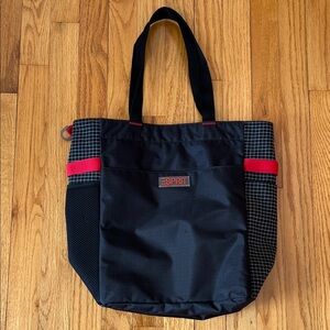 Esprit Vintage Black and Red Tote